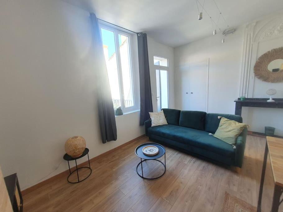 -Garrigue- Face A La Cite Medievale Studio Terrasse Classe 4☆ Carcassonne Exterior photo